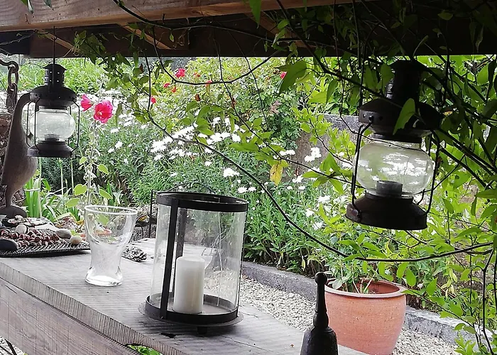 Bed & Breakfast Le Chai De Serres